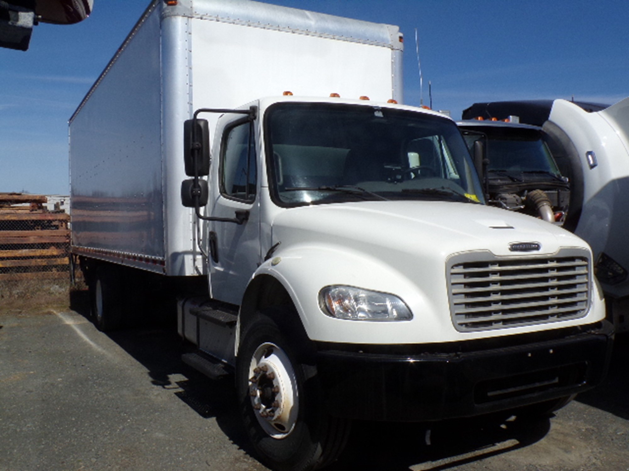 2016 Freightliner Freightliner Cascadia - Truck Enterprises Inc.