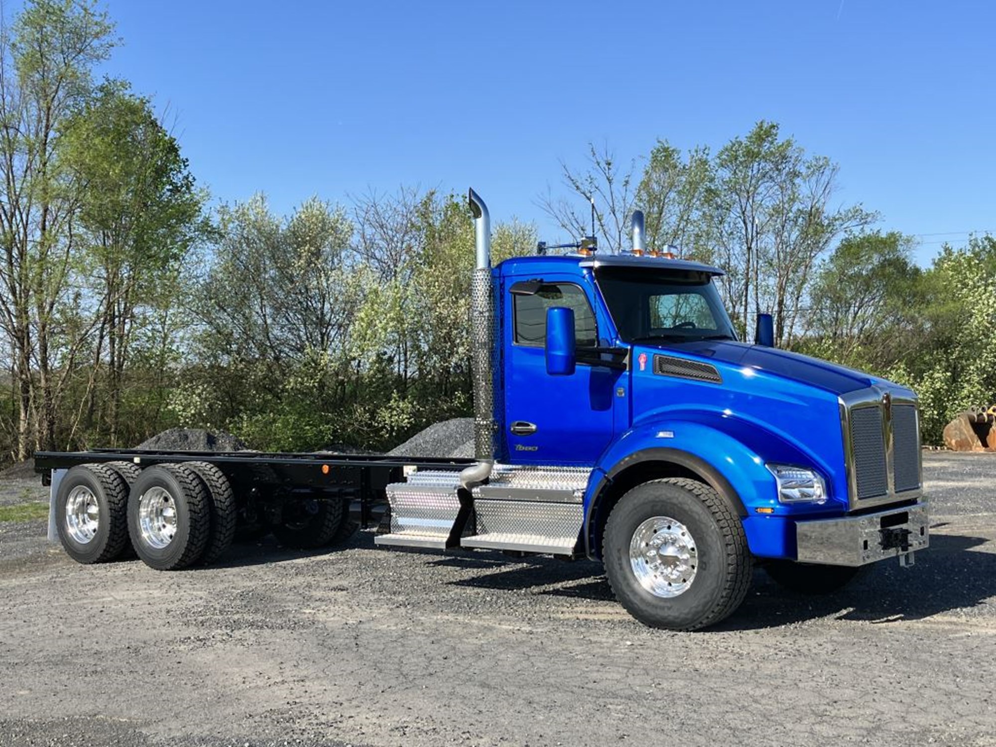 2025 Kenworth T880 - image 5 of 6