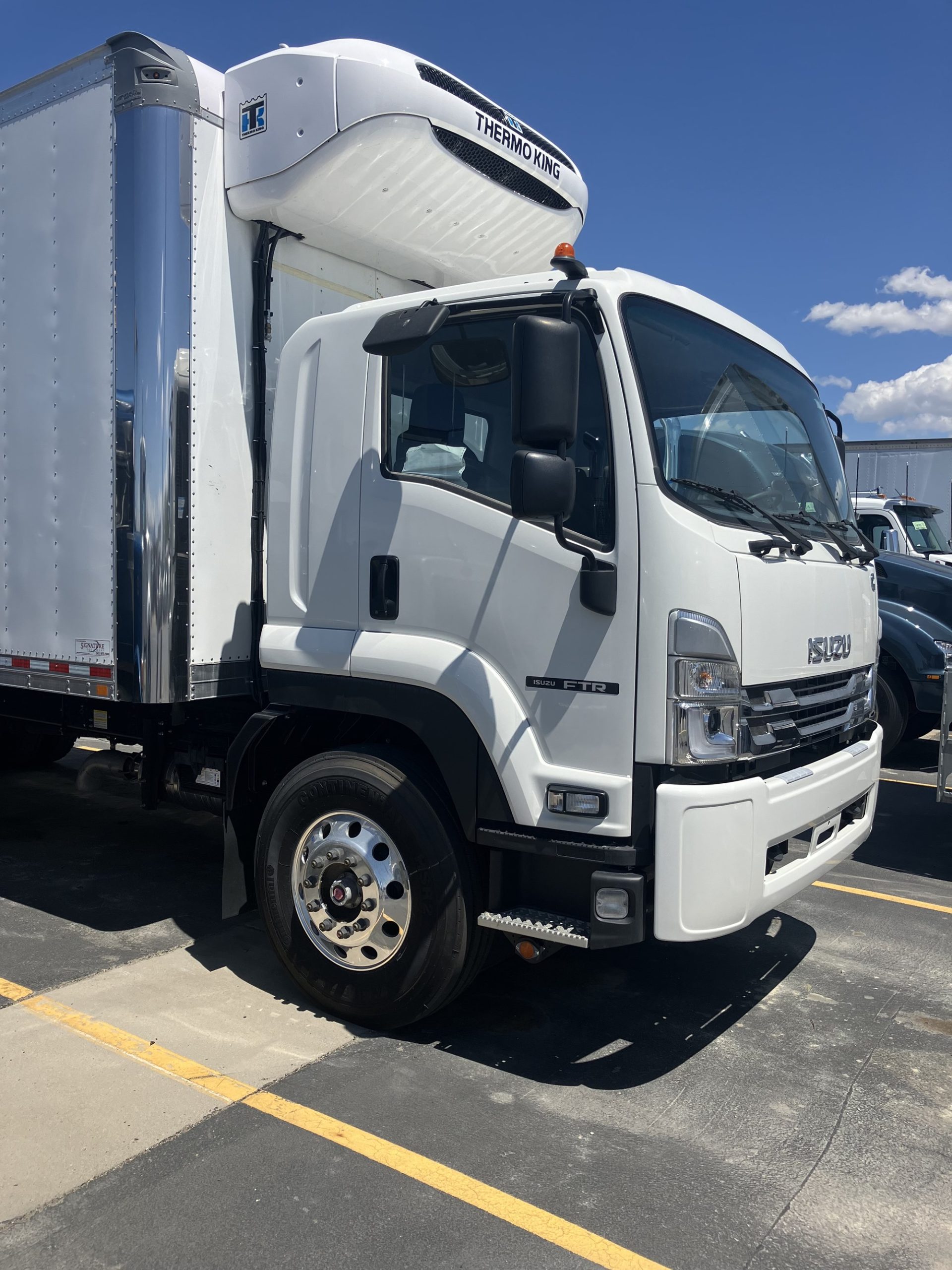 2024 Isuzu FTR MT6 - image 1 of 6